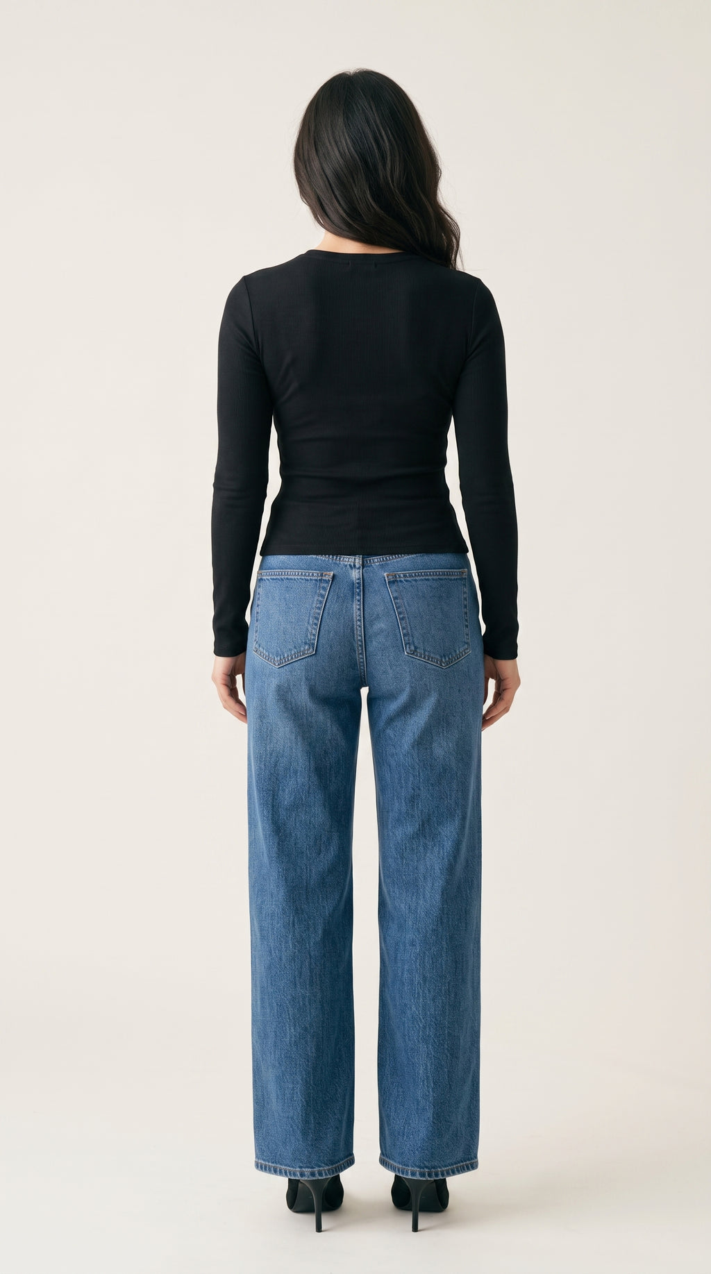 fitted long sleeve crew neck-top