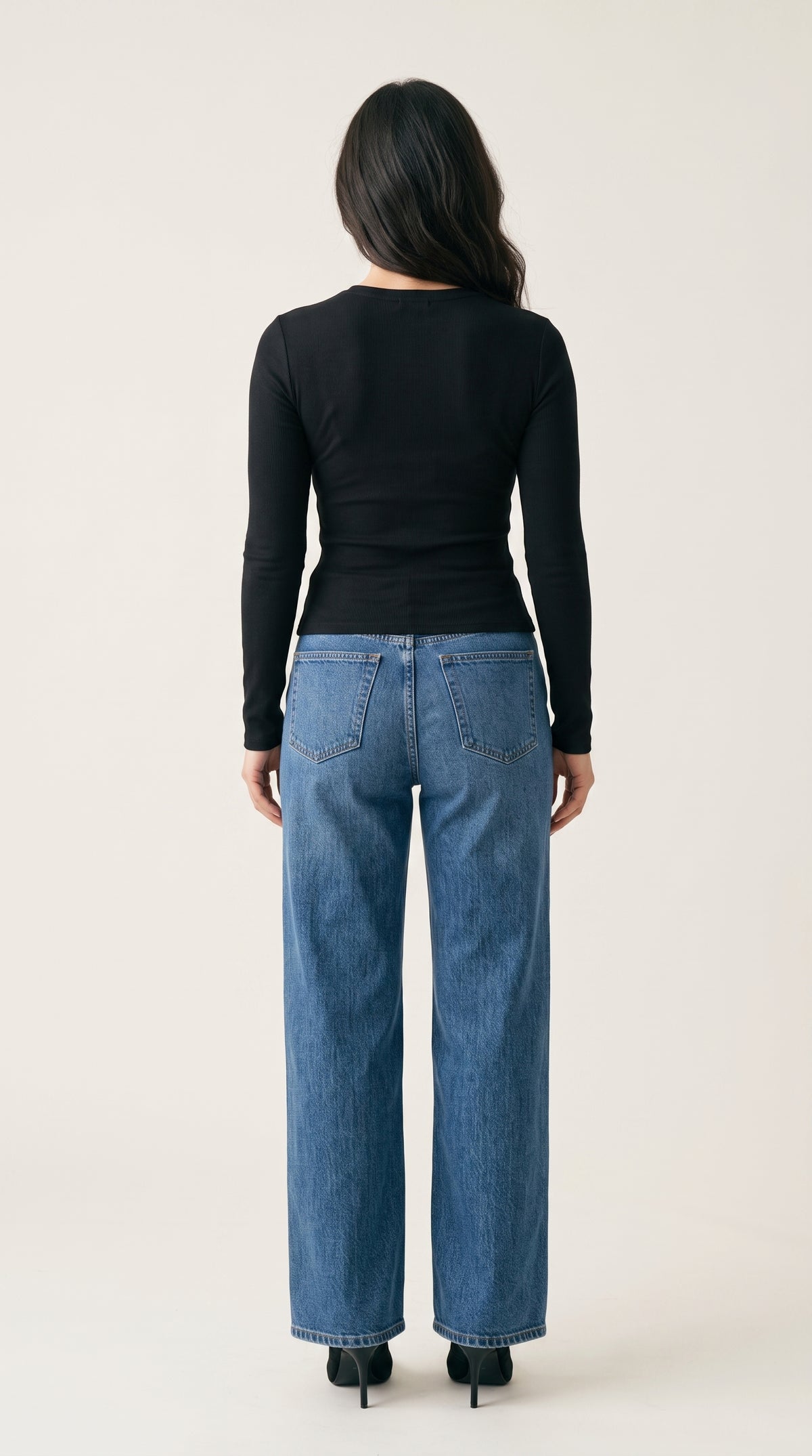 fitted long sleeve crew neck-top