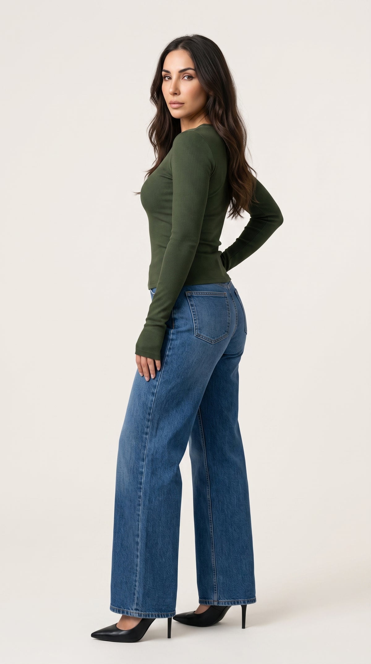 fitted long sleeve crew neck-top