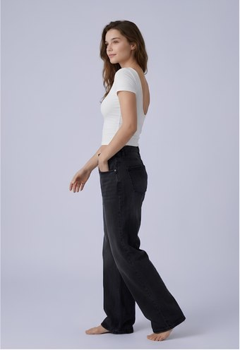 Backless Round Neck Crop Top